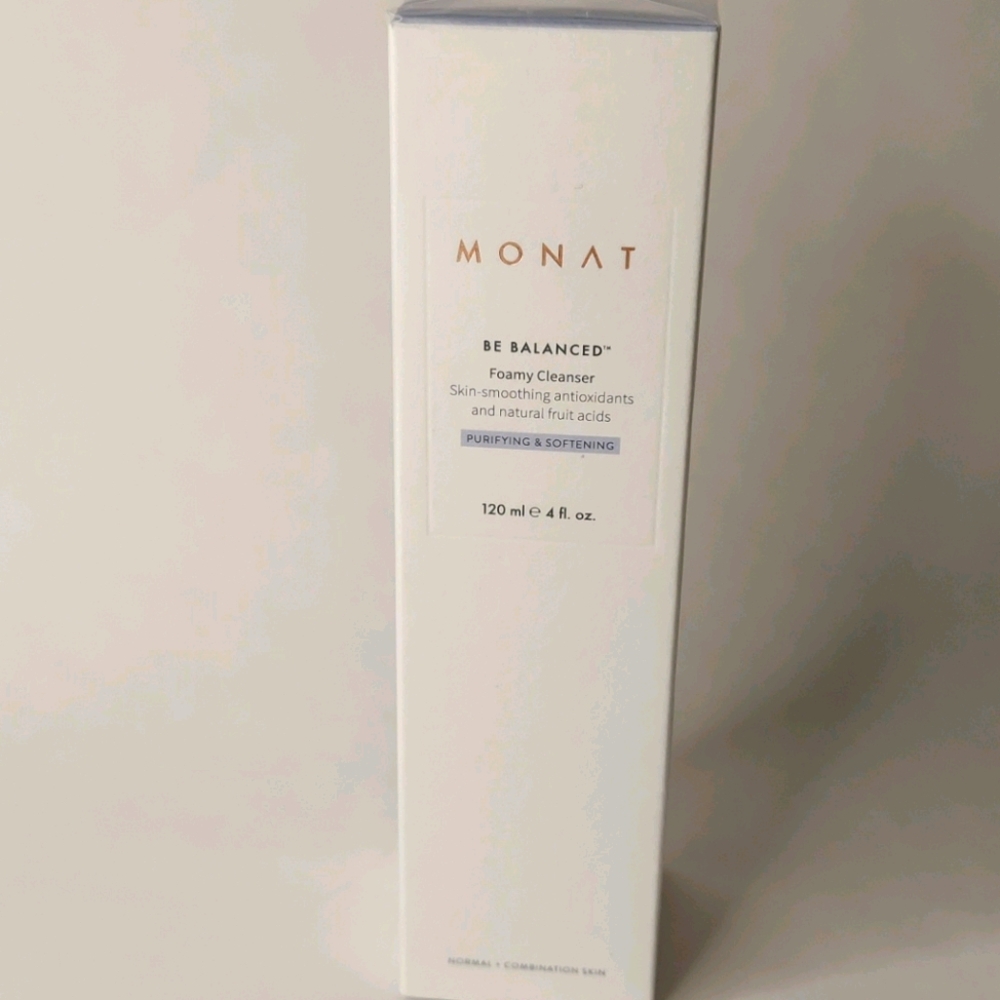 Monat-Be Balanced Cleanser